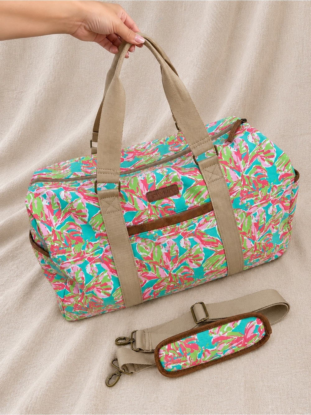 SKYLITE Tropical Floral Weekender Duffel Travel Bag NWOT
